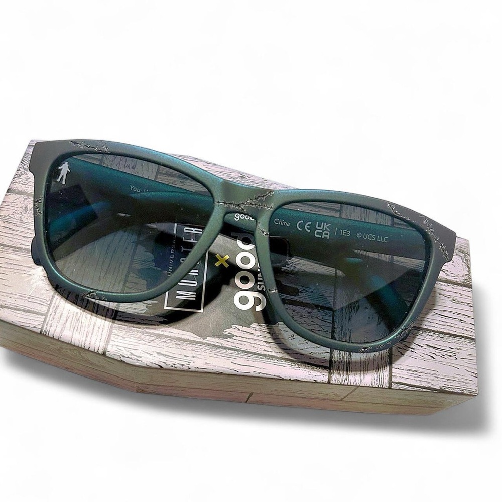 Goodr x Universal Monsters Sunglasses “You Had Me in Stitches” Frankenstein - Picture 3 of 16